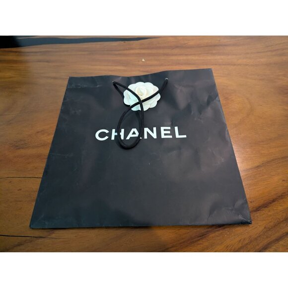 Chanel Black Shopping Gift Bag With Camellia Flower And Ribbon Elegant Packaging - Picture 7 of 11